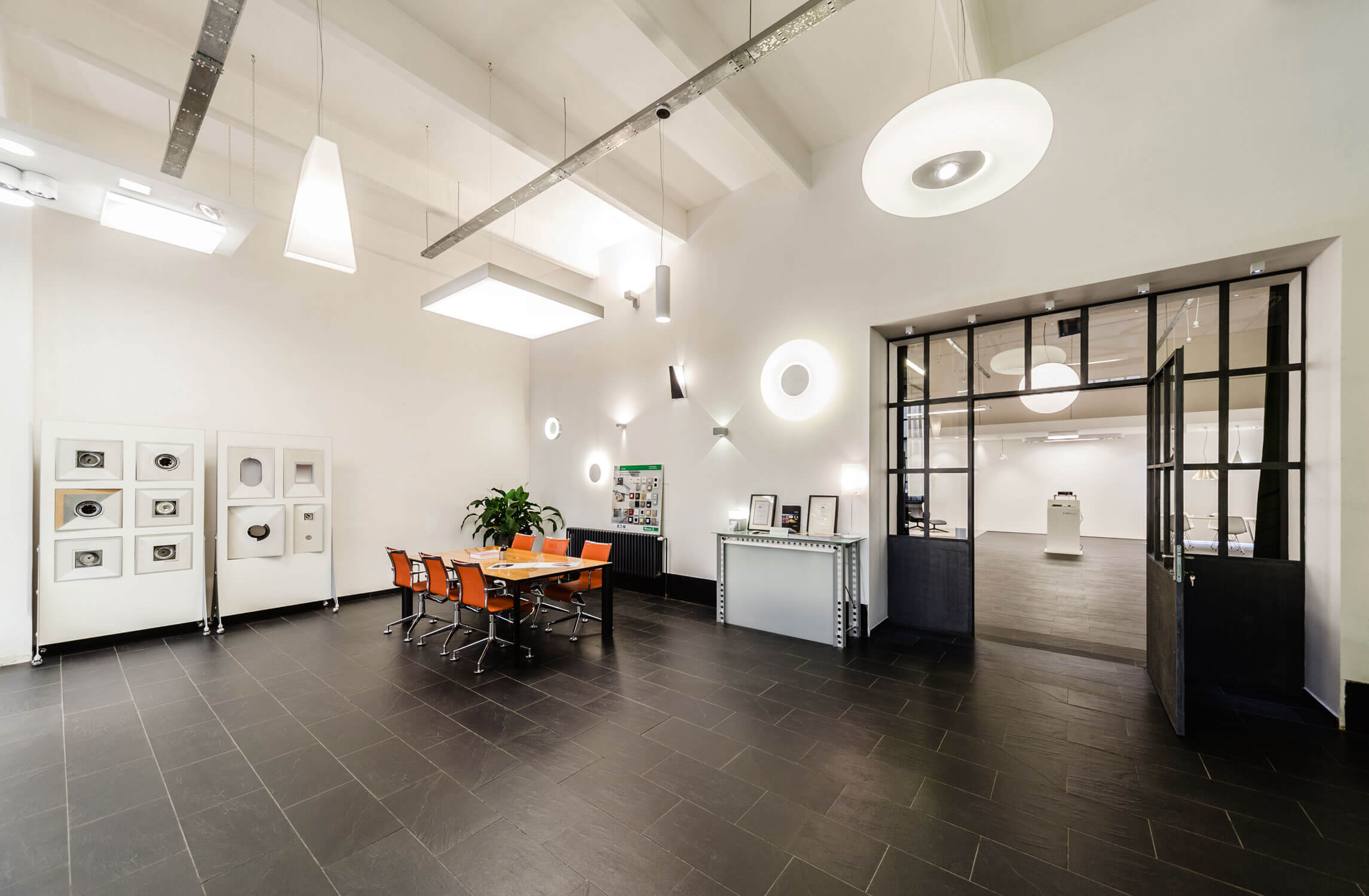 Dedon Opens Light-Filled Showroom in D&D Building