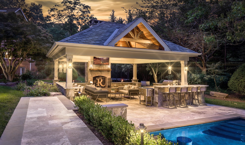 5 Tips to Design a Deck in Your Outdoor Living Space