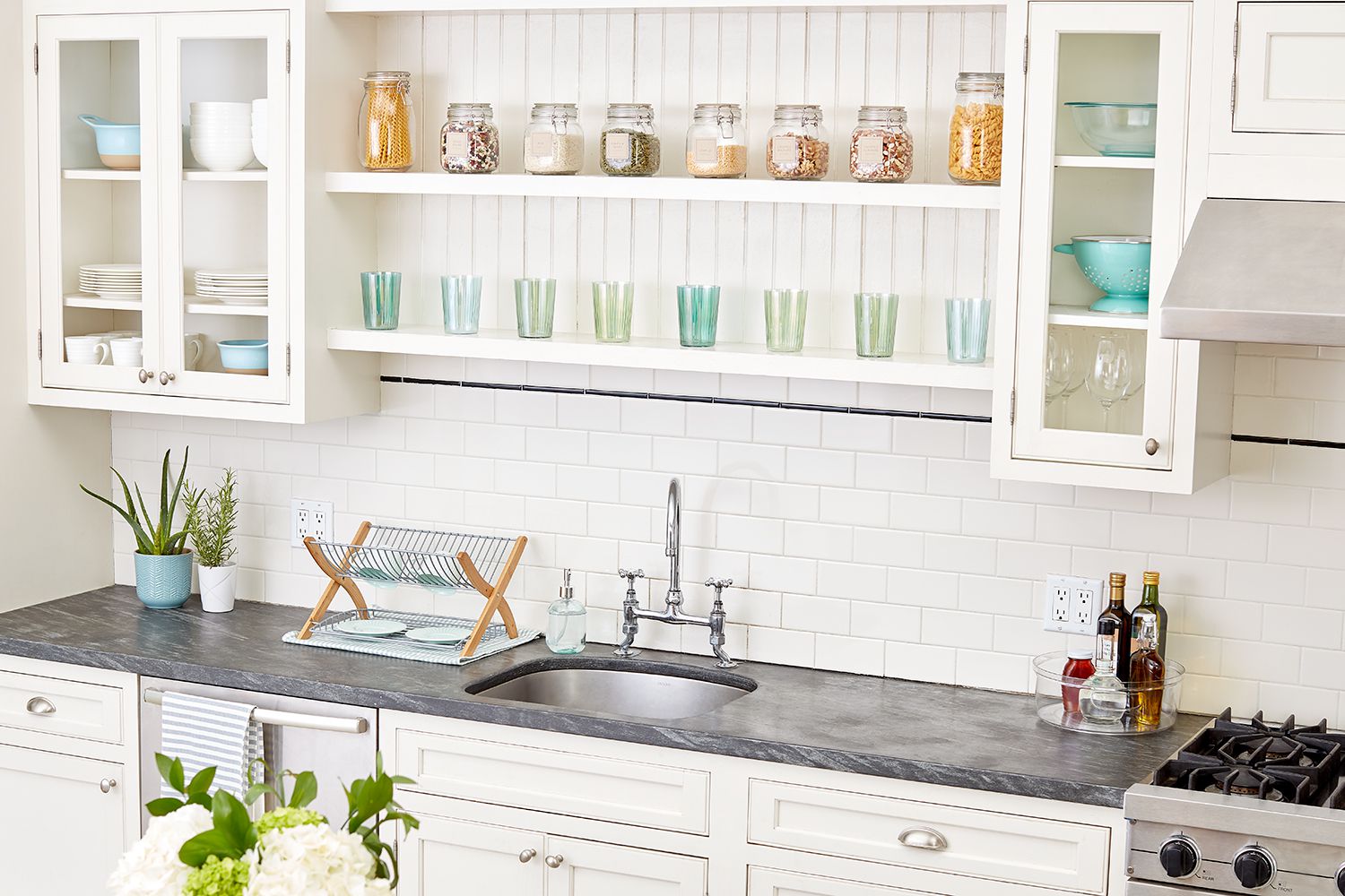 Top 8 Kitchen Cabinet Designs that will Make You Want to Cook Again