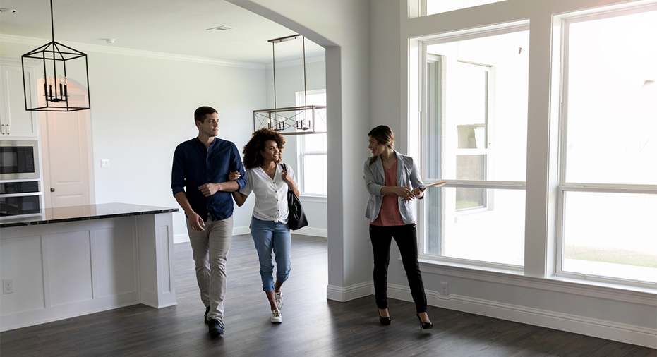 How to Become a Real Estate Agent and Become the Best Agent in Your City