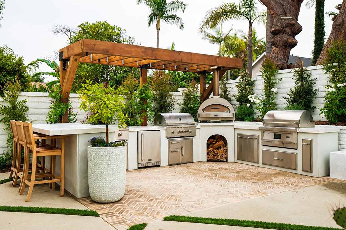 The Ultimate Guide to Outdoor Kitchen Ideas: Transform Your Backyard into a Culinary Haven